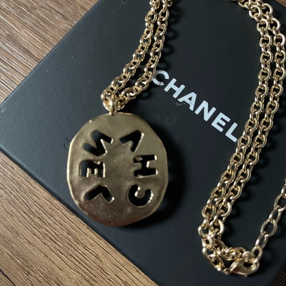 CHANEL-AUTHENTIC (PRELOVED) Gold Plated & Strass CC Pendant and Chain - Picture 14 of 16
